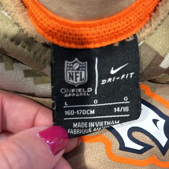 Denver Broncos NFL Youth Hoodie - Picture 2 of 6